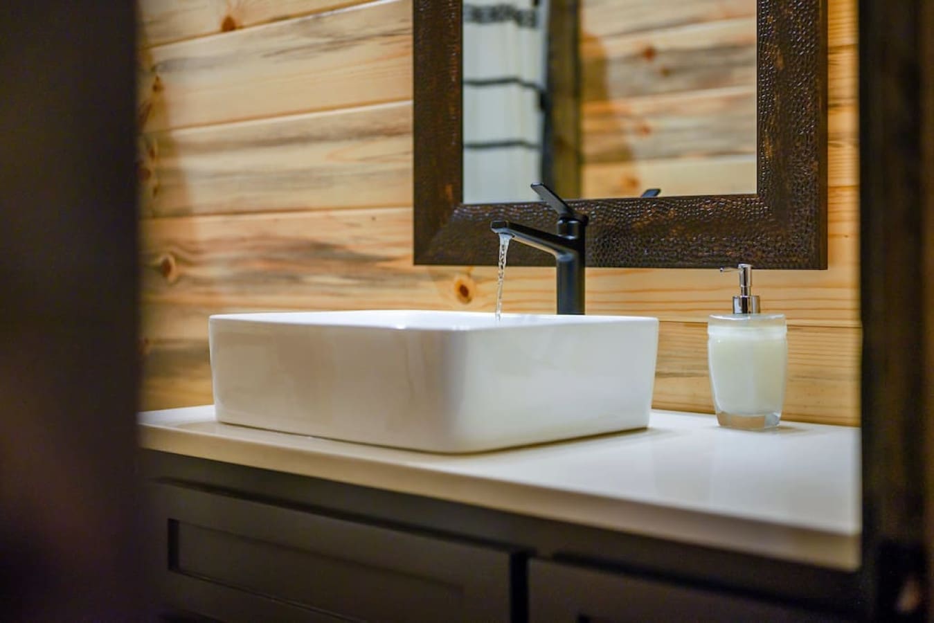 Where cleanliness meets style.