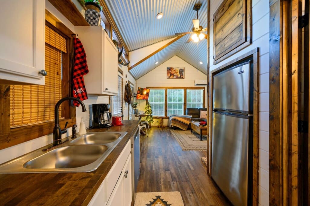 Rustic retreat, culinary bliss.