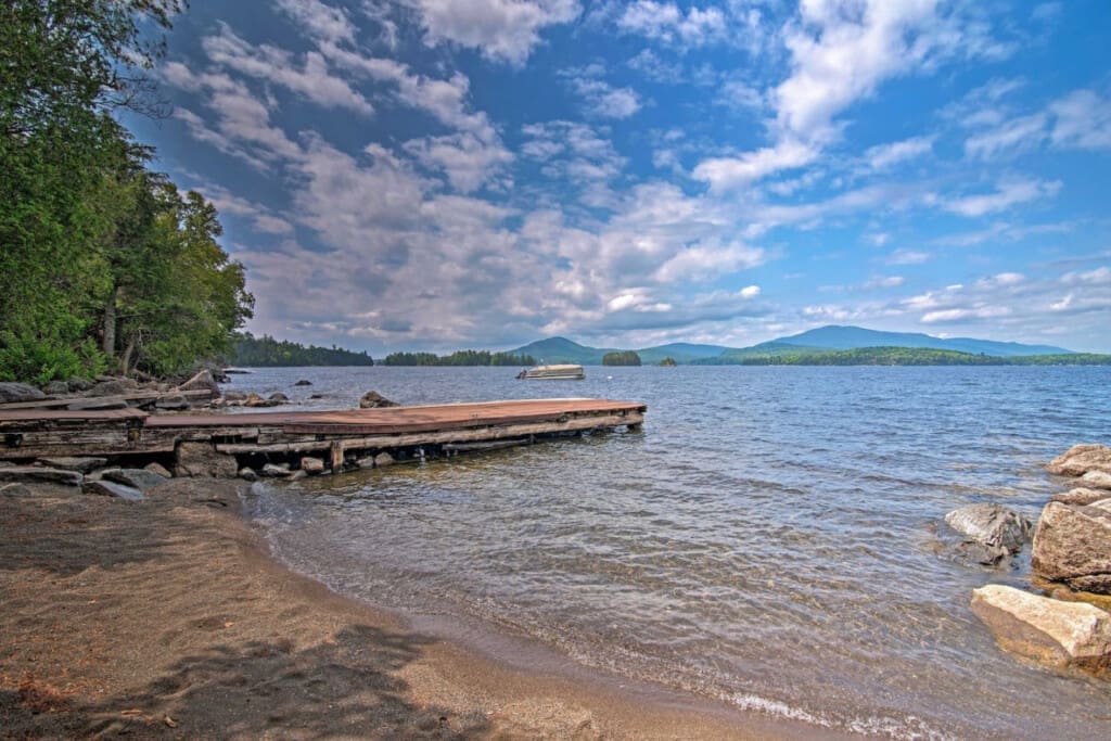 Seascape Splendor: Where the Sky and Sea Merge in Perfect Harmony