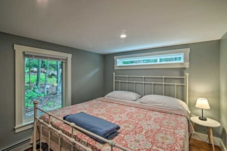 This Bedroom Offers a Panoramic View of Nature's Beauty