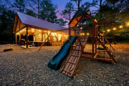 Modern elegance with a touch of playfulness.
