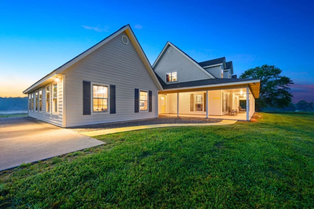 Let the softness of green grass underfoot remind you of nature’s calming touch and endless beauty.