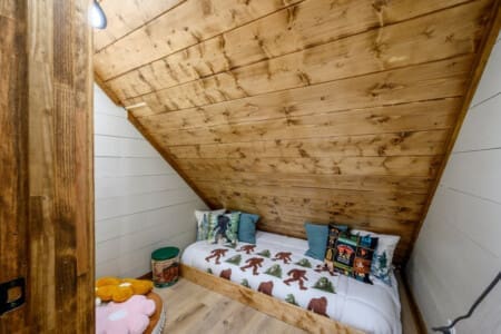 From colorful decor to cozy corners, our kids' room is the ultimate space for creativity and rest.