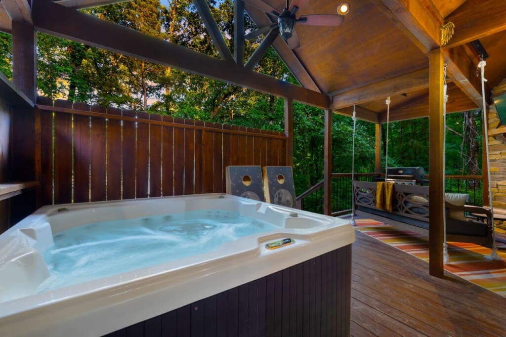 "The cabin was beautiful and it was very cozy! Loved the hot tub on the back porch since the evenings were chilly! Overall recommend staying here to anyone!" - Joshua