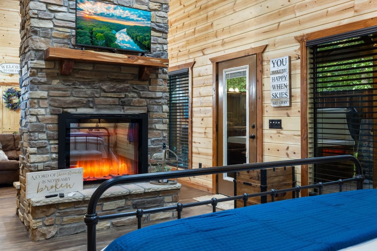 "They even thought to provide a speaker for white noiseโa must have when we travel and so nice to know that a host is thinking ahead for guests that find it easier to sleep with a little sound." - Kara