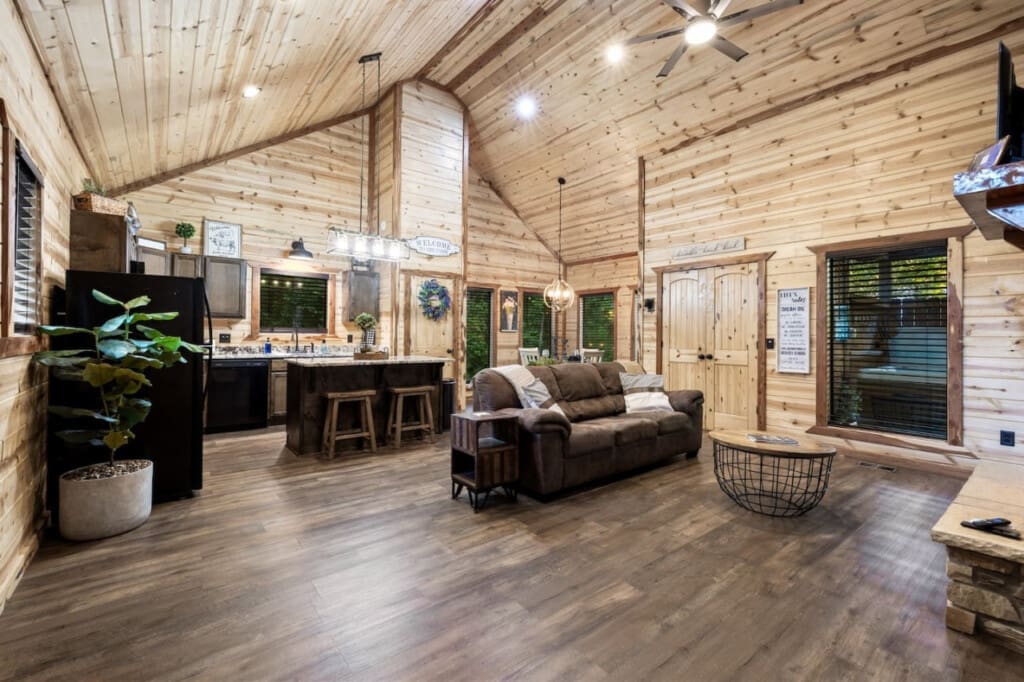 "This cabin was a great fit for our family of 4! Our kids loved the hot tub and the pull out couch. This cabin was a great place for our family to enjoy Broken Bow." - Andrew & Brandy