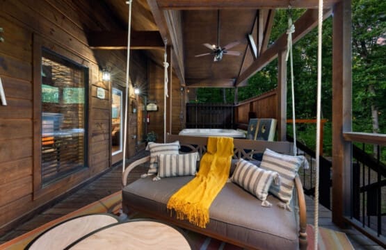 "Beautiful Home! We especially liked being able to watch TV by the fire on the back deck. Our stay was short, but very pleasant! Will definitely be back! ⭐️⭐️⭐️⭐️⭐️" - Bridget