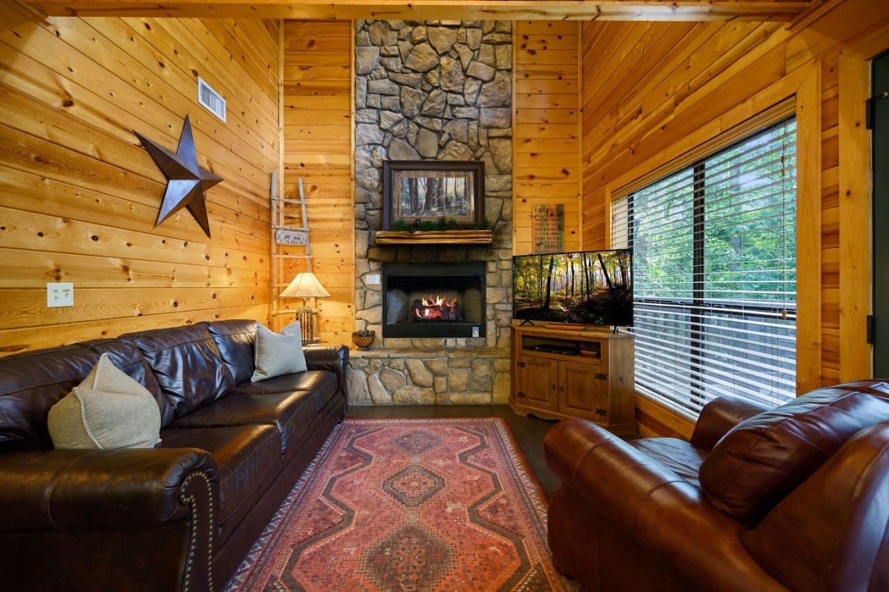 From movie nights to quiet evenings, our living room is the perfect retreat.