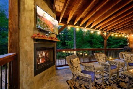 Kick back and let the good times roll with ultimate comfort and fun.
