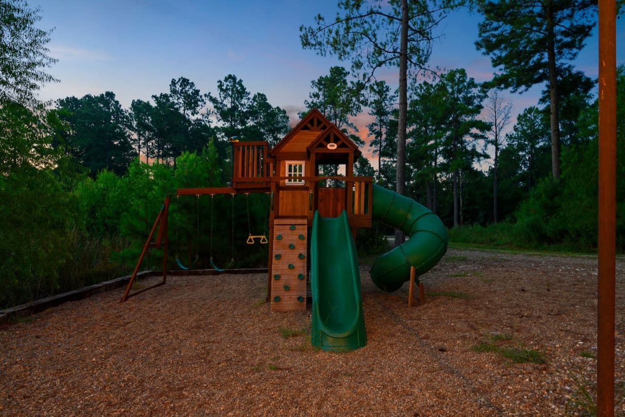 Add a dash of excitement to your cabin stay with our slide—perfect for kids and the young at heart!