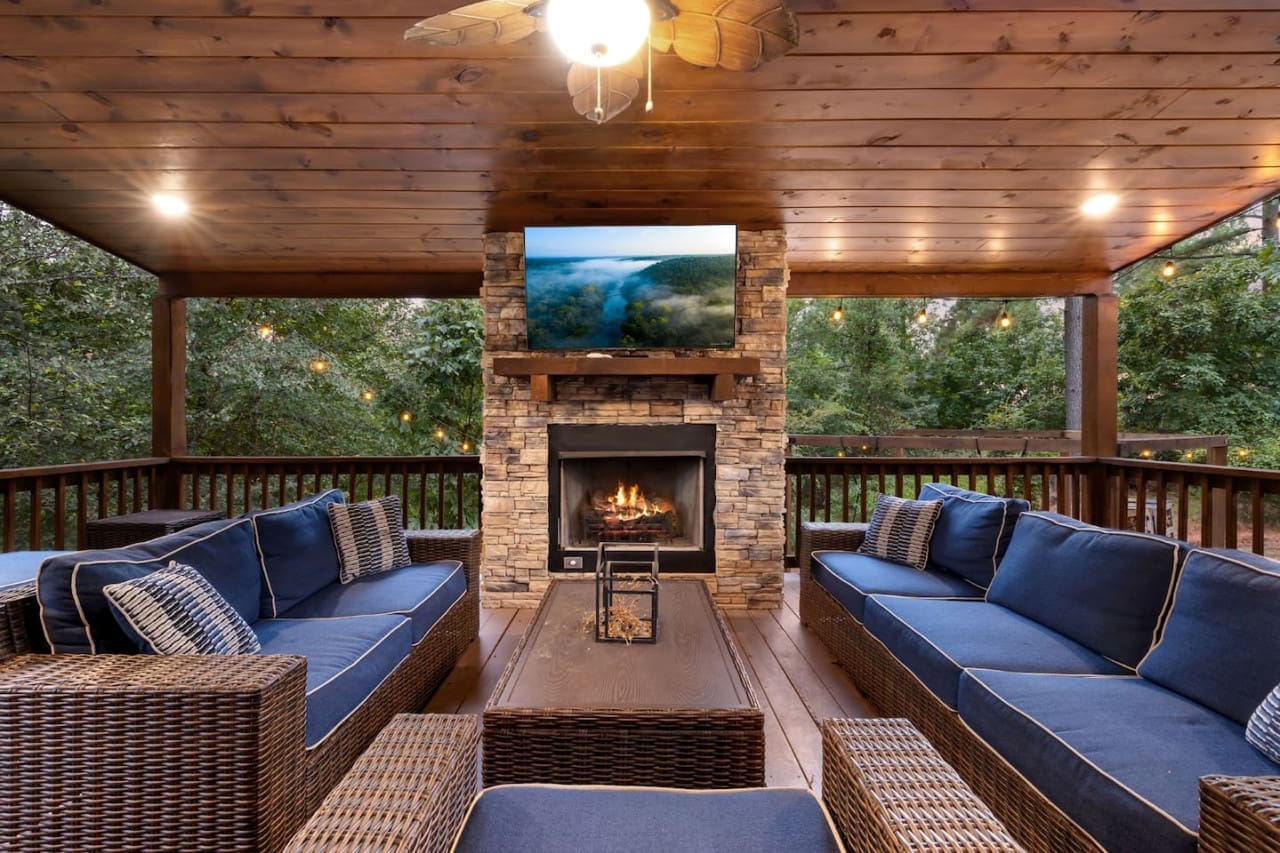 Cinematic views with a touch of nature—perfect nights start here.
