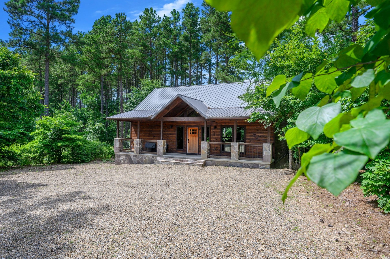 The perfect mix of charm, privacy, and natural beauty.