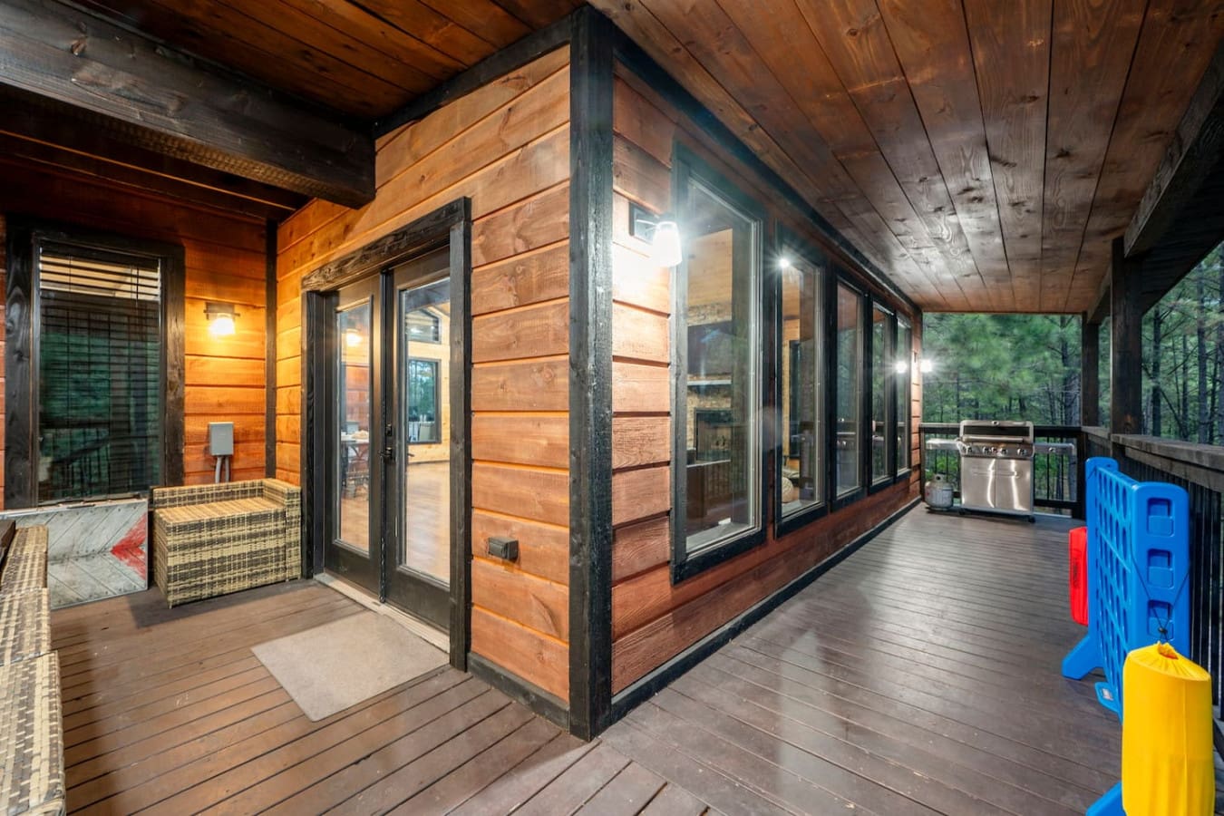 Where mountain air meets comfort and flame.