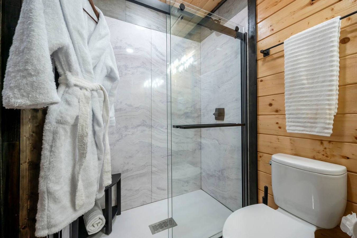 Steam, serenity, and cedar-scented calm.