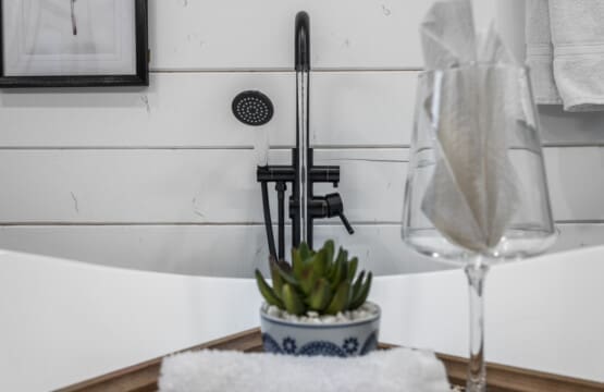 Wine + bath = ultimate relaxation equation! 🍷✨