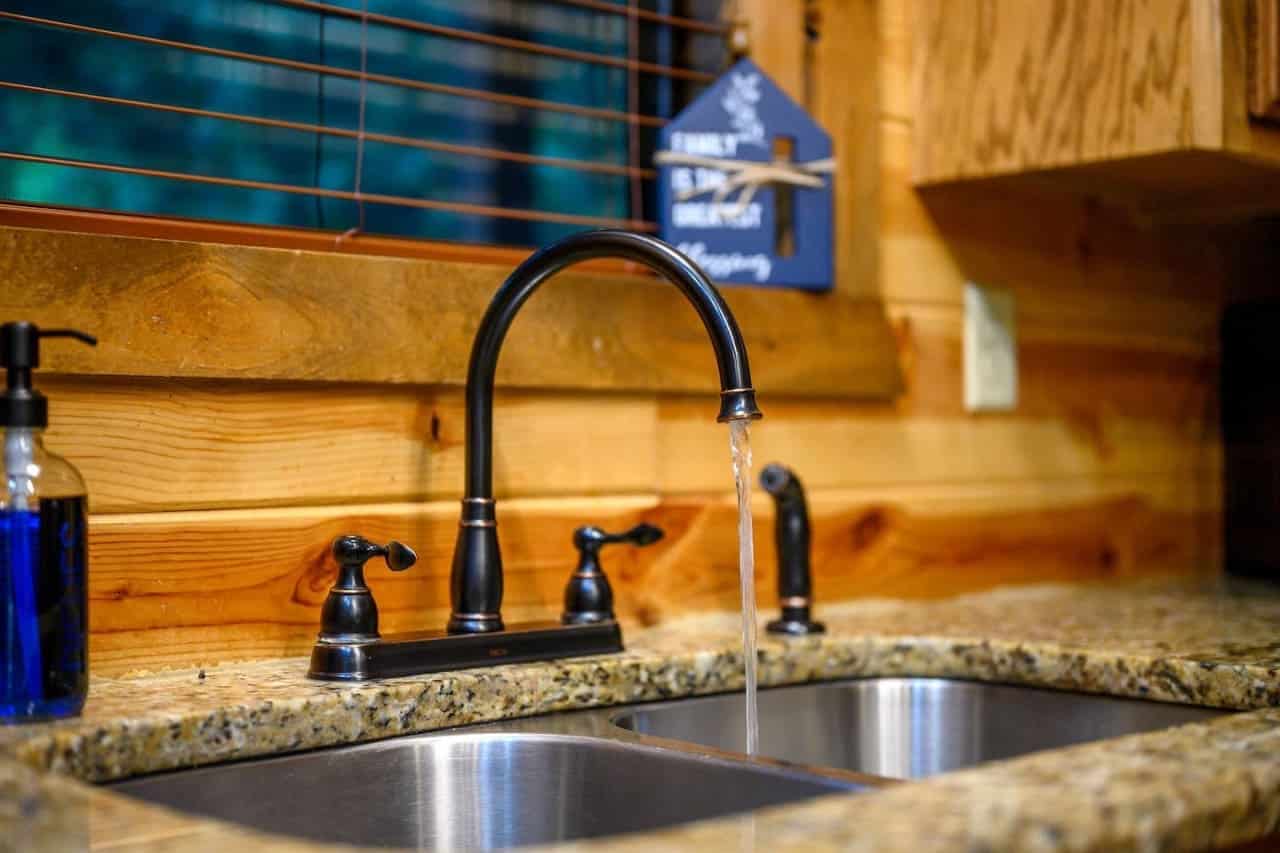 Where dishes sparkle and ideas flow! ✨💡