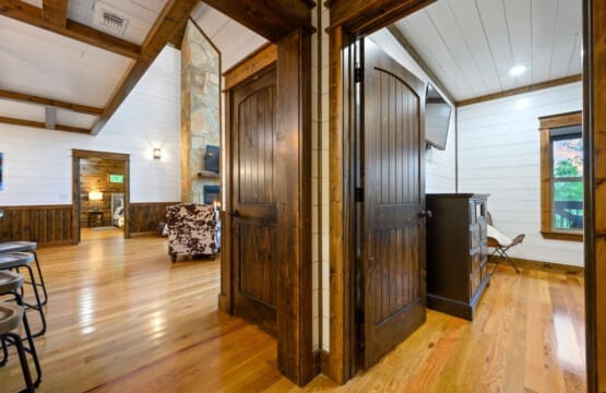 Seamless flow from room to room.