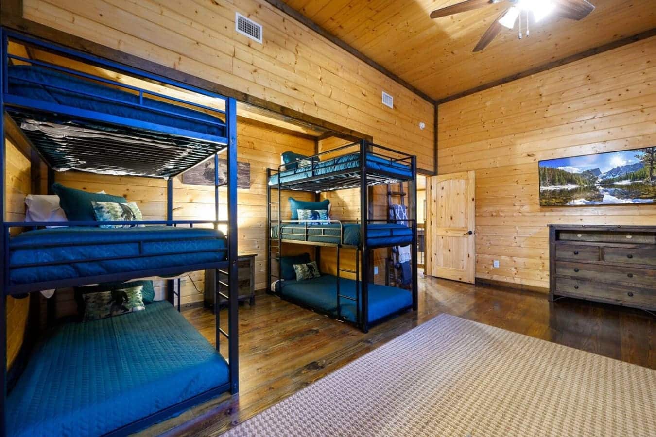 If you've got a crew that needs bunks, this room's got enough beds to sleep everyone without anyone having to claim the sketchy air mattress on the floor.