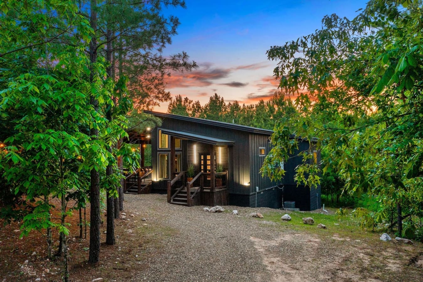A welcoming front with cozy touches and scenic surroundings.