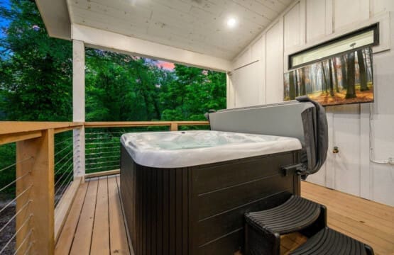 Melt away the day with a soak surrounded by stillness and sky.