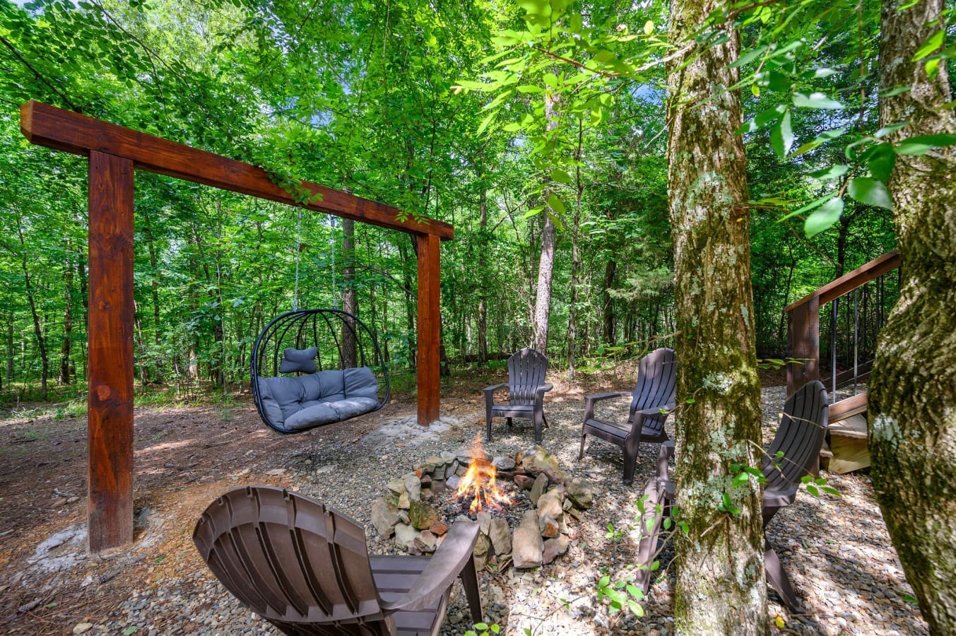 Rustic meets modern in this scenic cabin escape