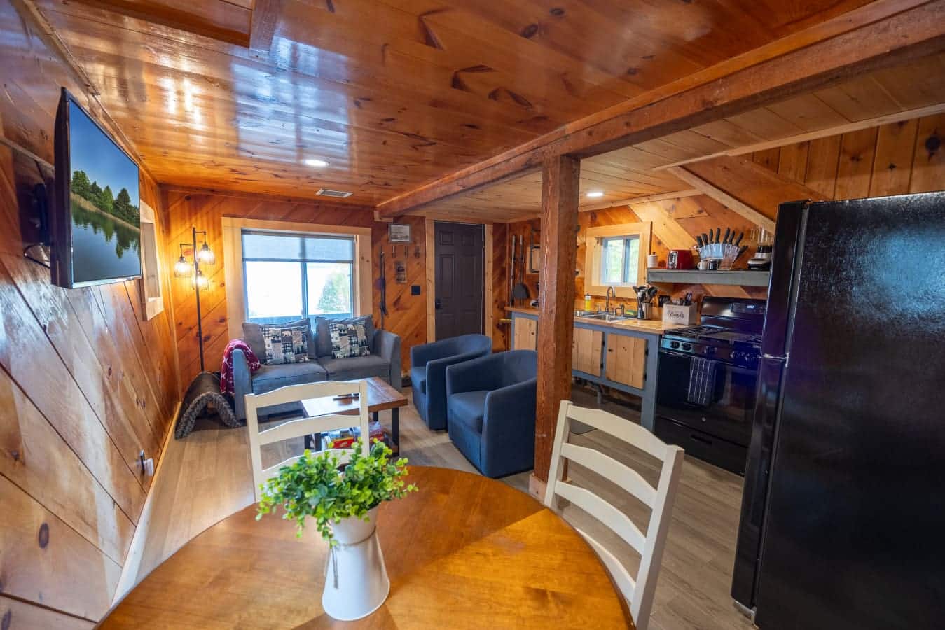 Cozy, rustic, and ready for your next feast.