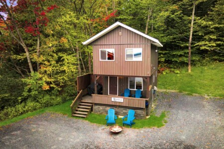The kind of cabin that feels like a warm hug.