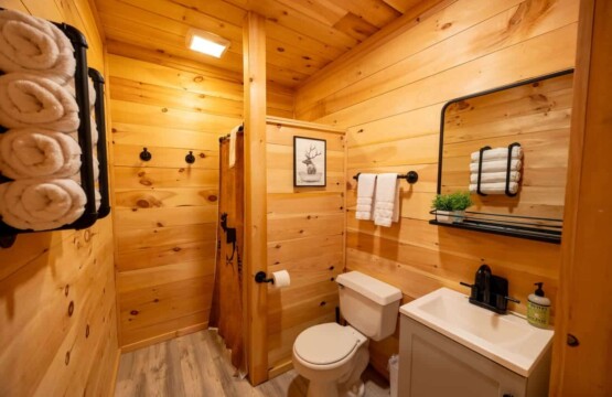 Soft towels, warm wood, and candlelight after sunset swims.
