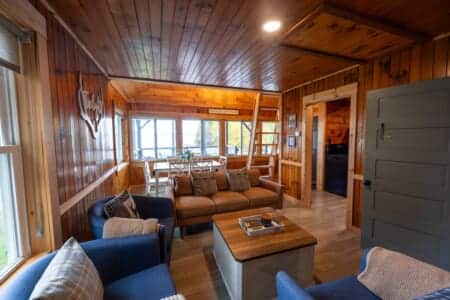 One space, a thousand cozy moments.