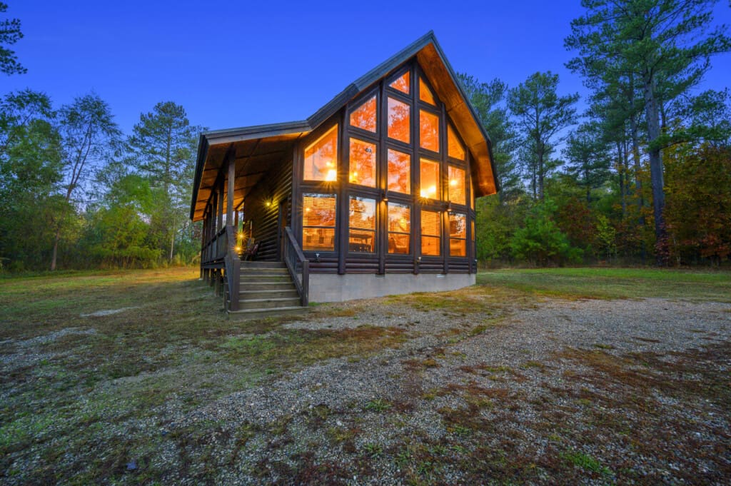 Daydream Chalet Where every window frames a masterpiece.