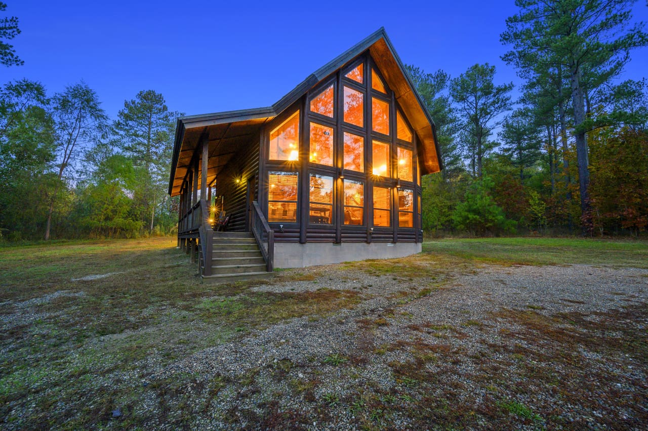 Daydream Chalet Where every window frames a masterpiece.