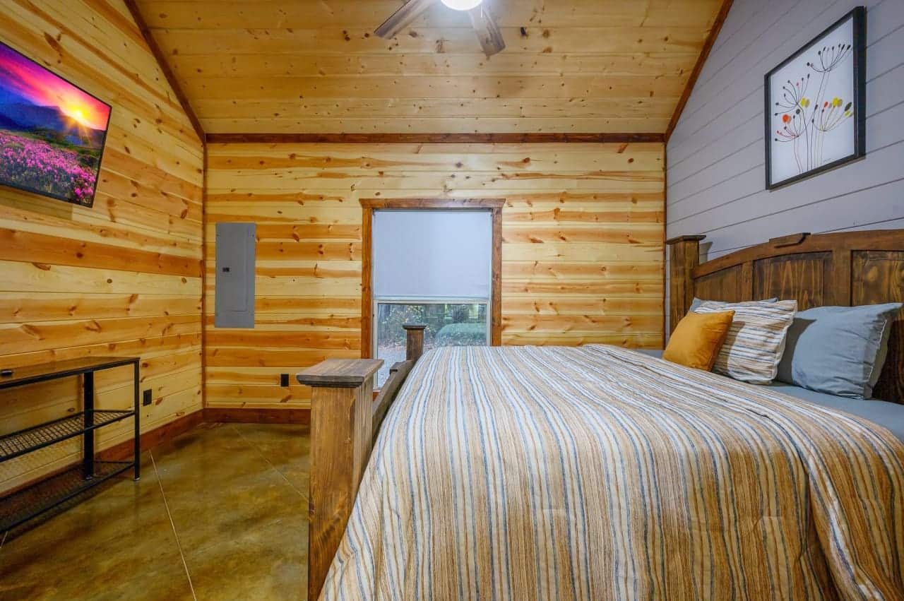 Plush Paradise: Dive into the Ultimate Comfort Zone.