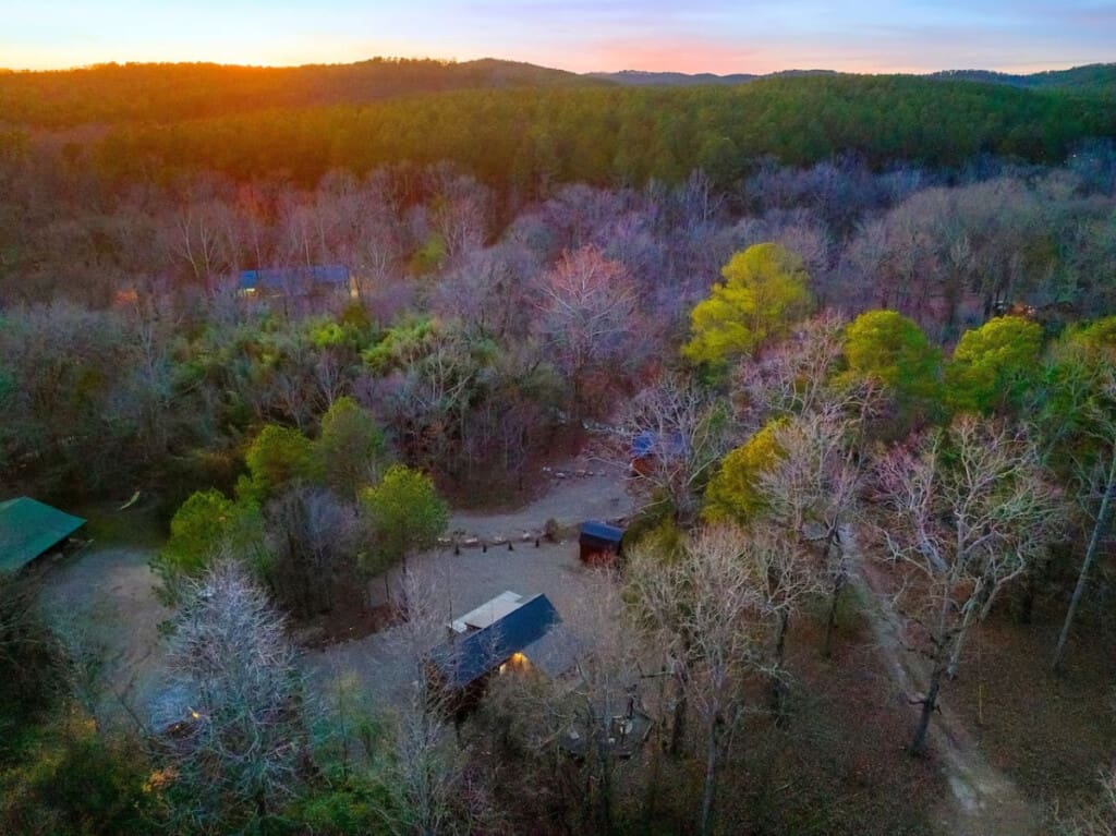 Where rustic meets picturesque in the great outdoors.