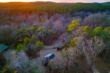 Where rustic meets picturesque in the great outdoors.