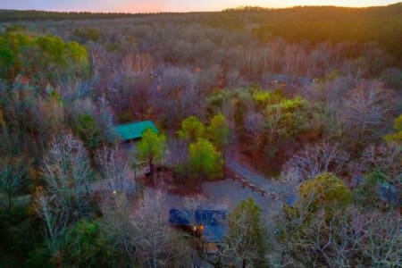 Nature's canvas, cabin perfection.