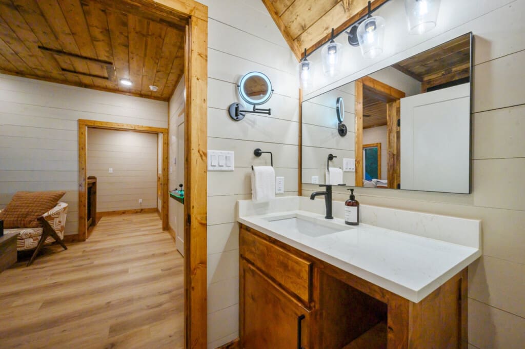 Transform your daily routine with a washroom that blends contemporary design with practical convenience.