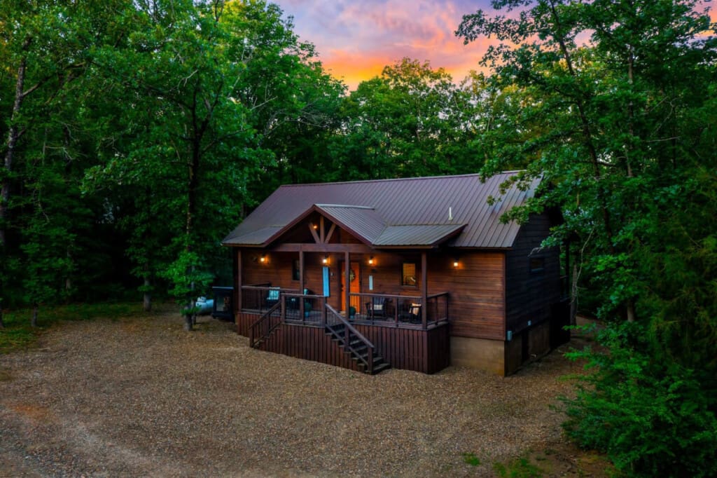 "Exactly as described. Was able to sleep without worry of waking up to noises. Fireplaces were easy to use, and the host was nice/accommodating. Would strongly recommend to anyone who would like a very private space." - Isaac