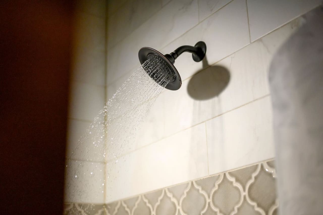 Transform your shower experience with our invigorating shower head—designed for a refreshing and luxurious rinse.