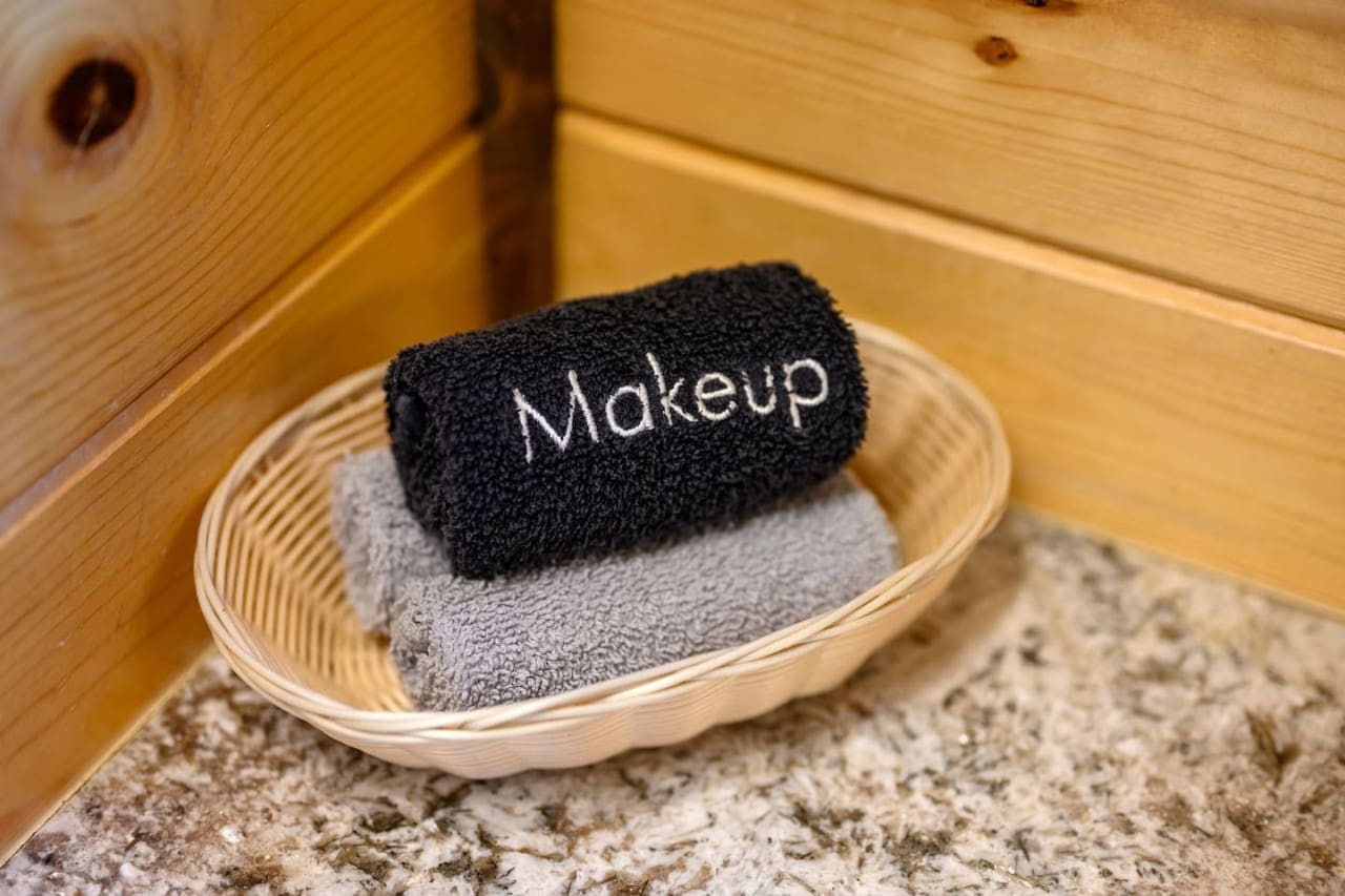 Pamper yourself with our soft and absorbent face towels—perfect for daily freshness and gentle care.