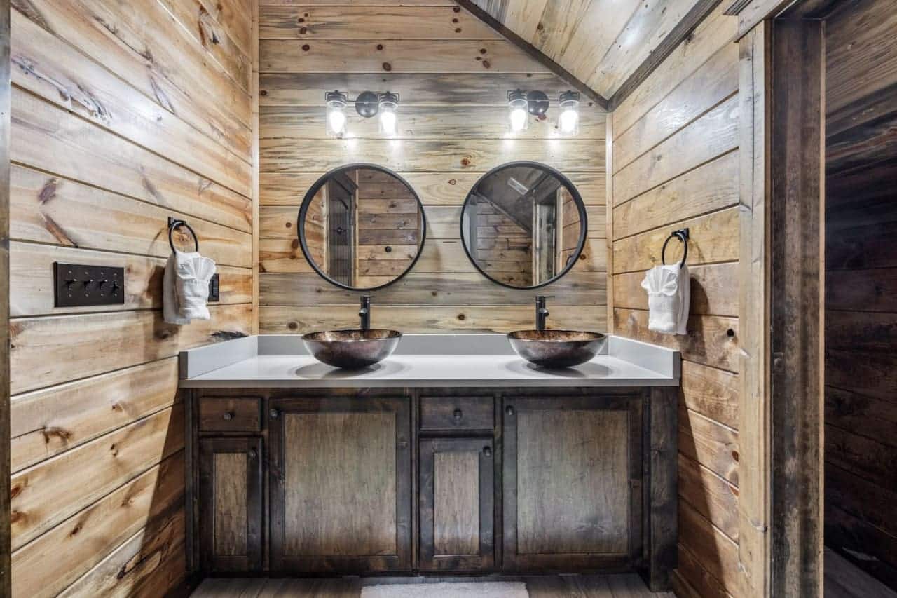 Double the sinks, double the style!
