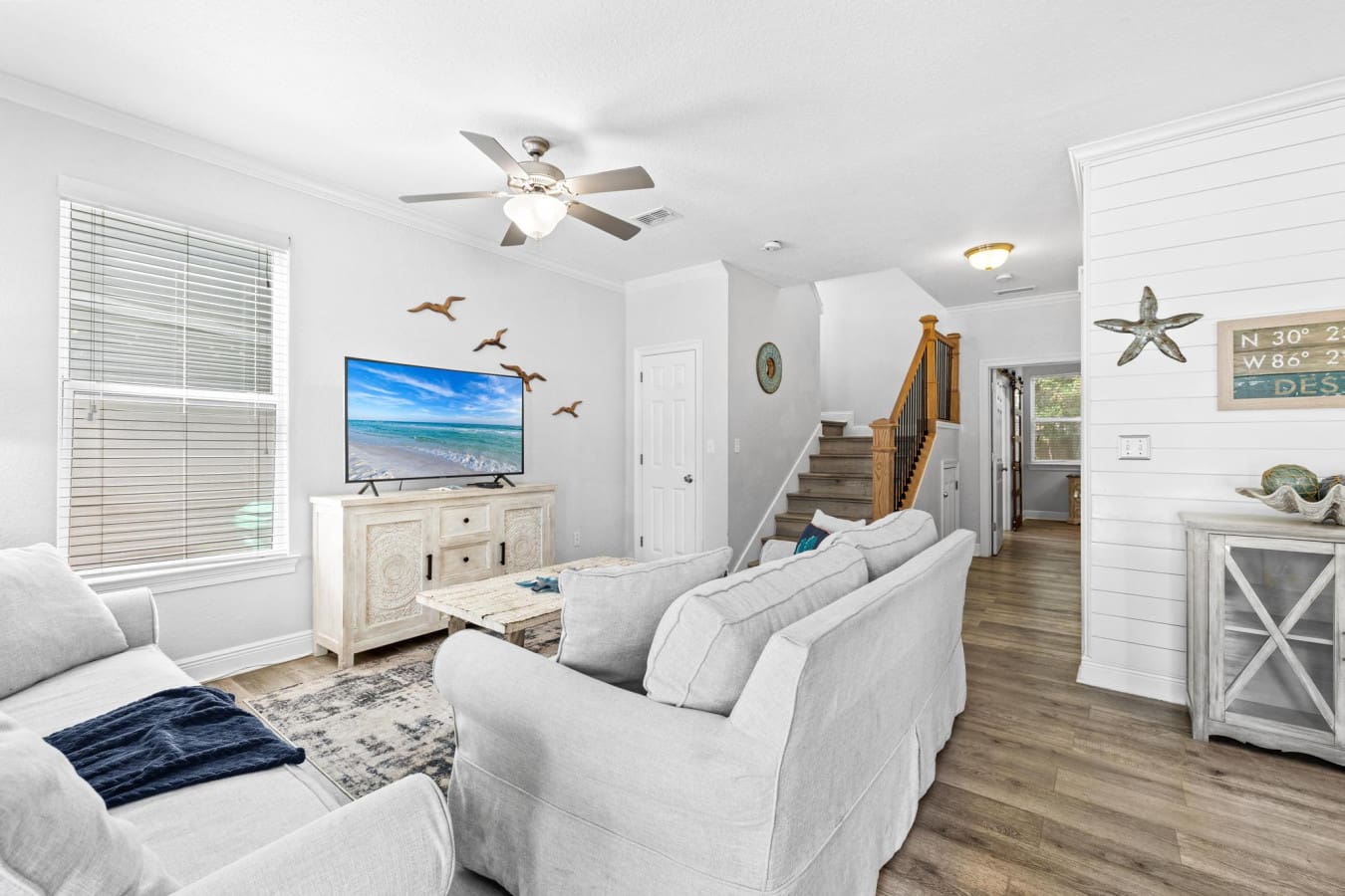 The kind of space where everyone naturally gathers—because it just feels right.