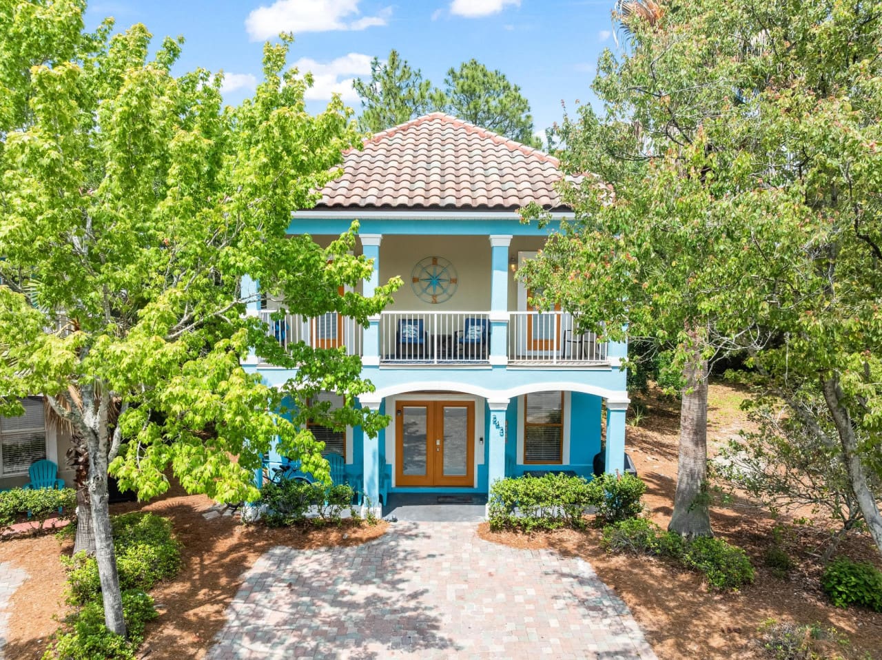 From car to cabin in seconds—your perfect getaway is just a driveway away.
