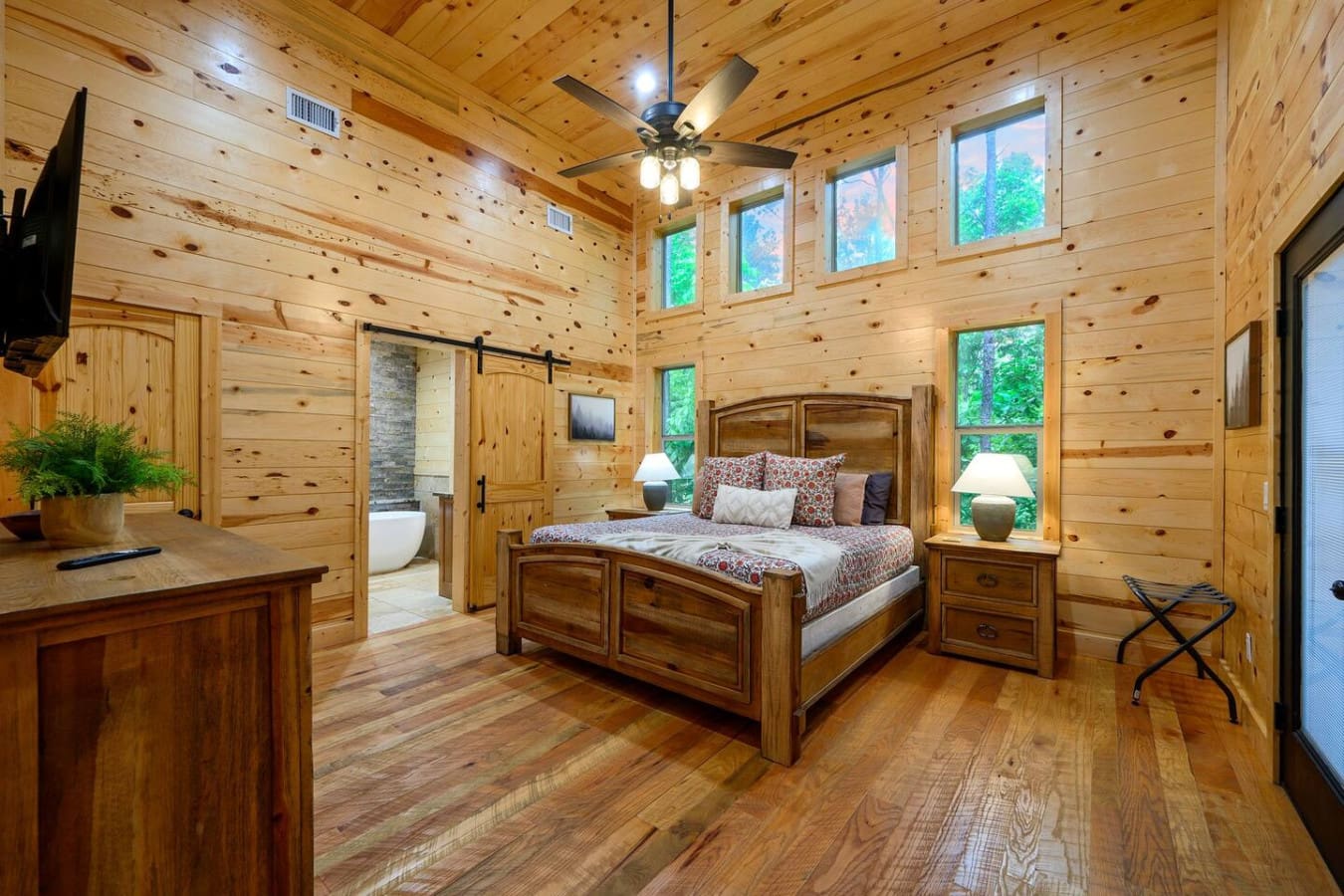 Cabin clean in cozy style.