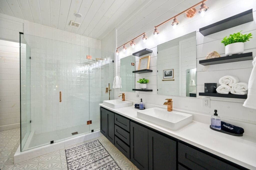 Crisp, clean, and curated—your perfect morning routine starts right here.