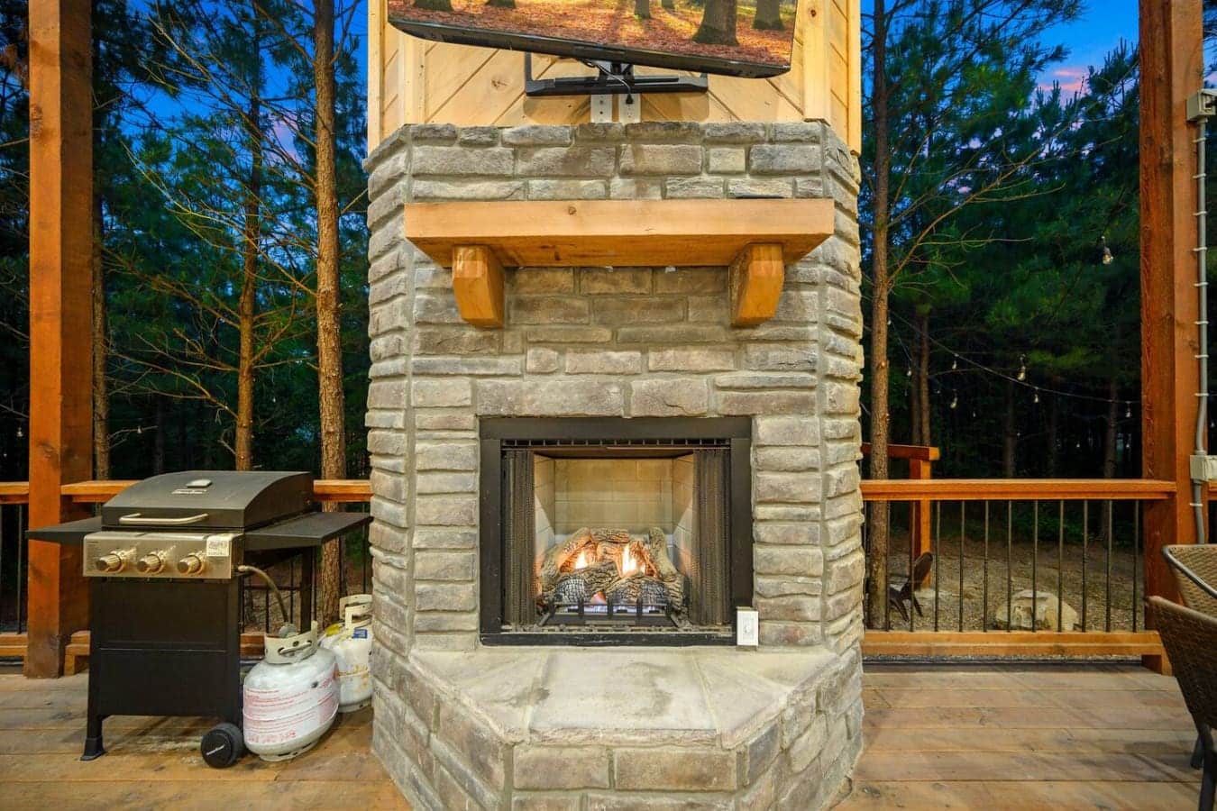 S’mores, stories, and starry skies