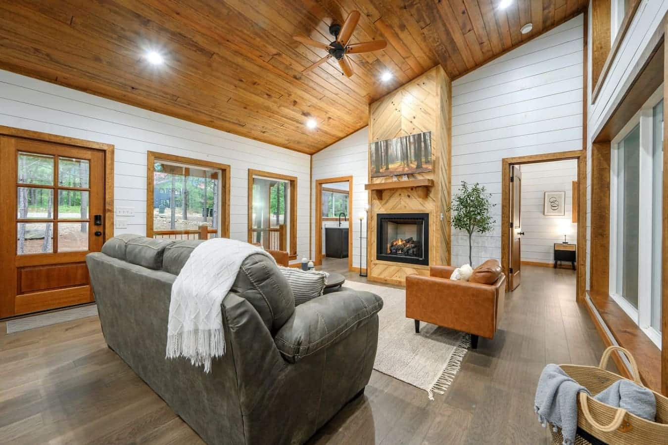 From game night to wine night, this space brings everyone together.