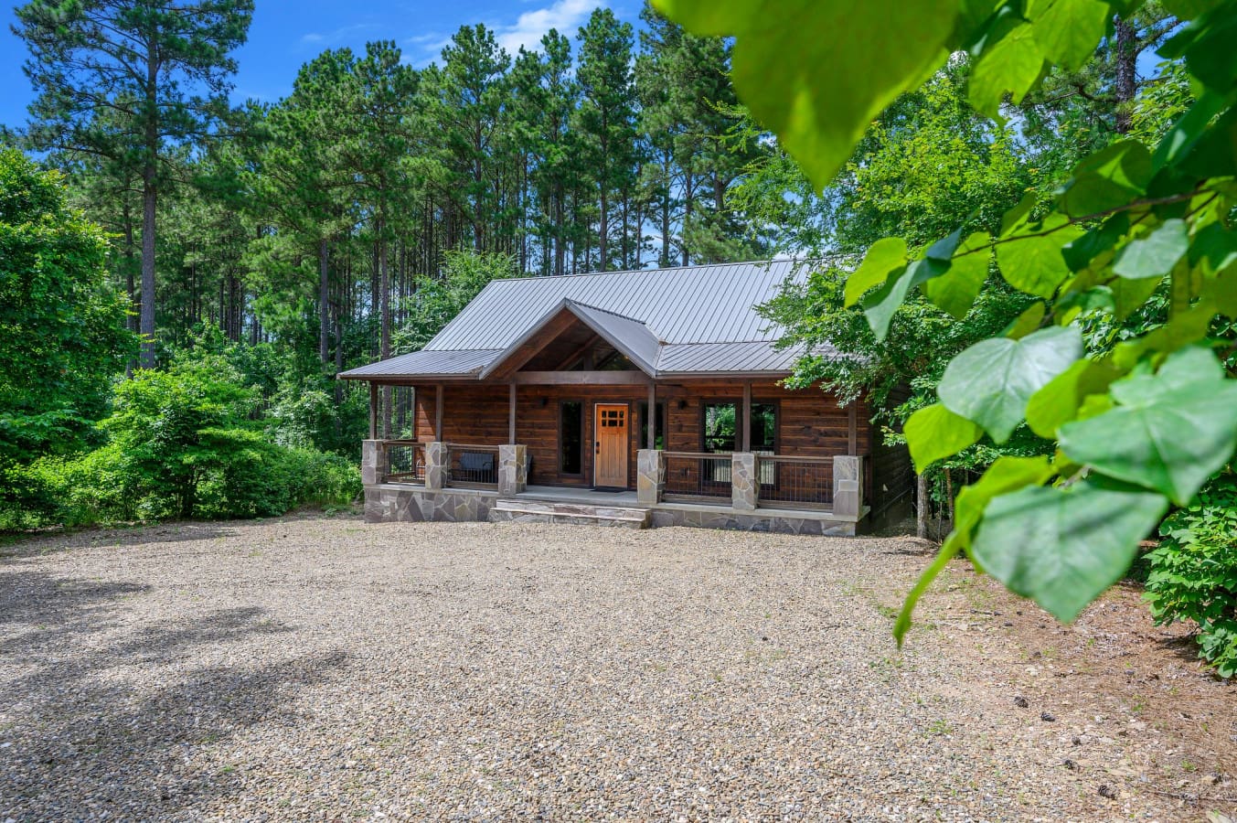 The perfect mix of charm, privacy, and natural beauty.