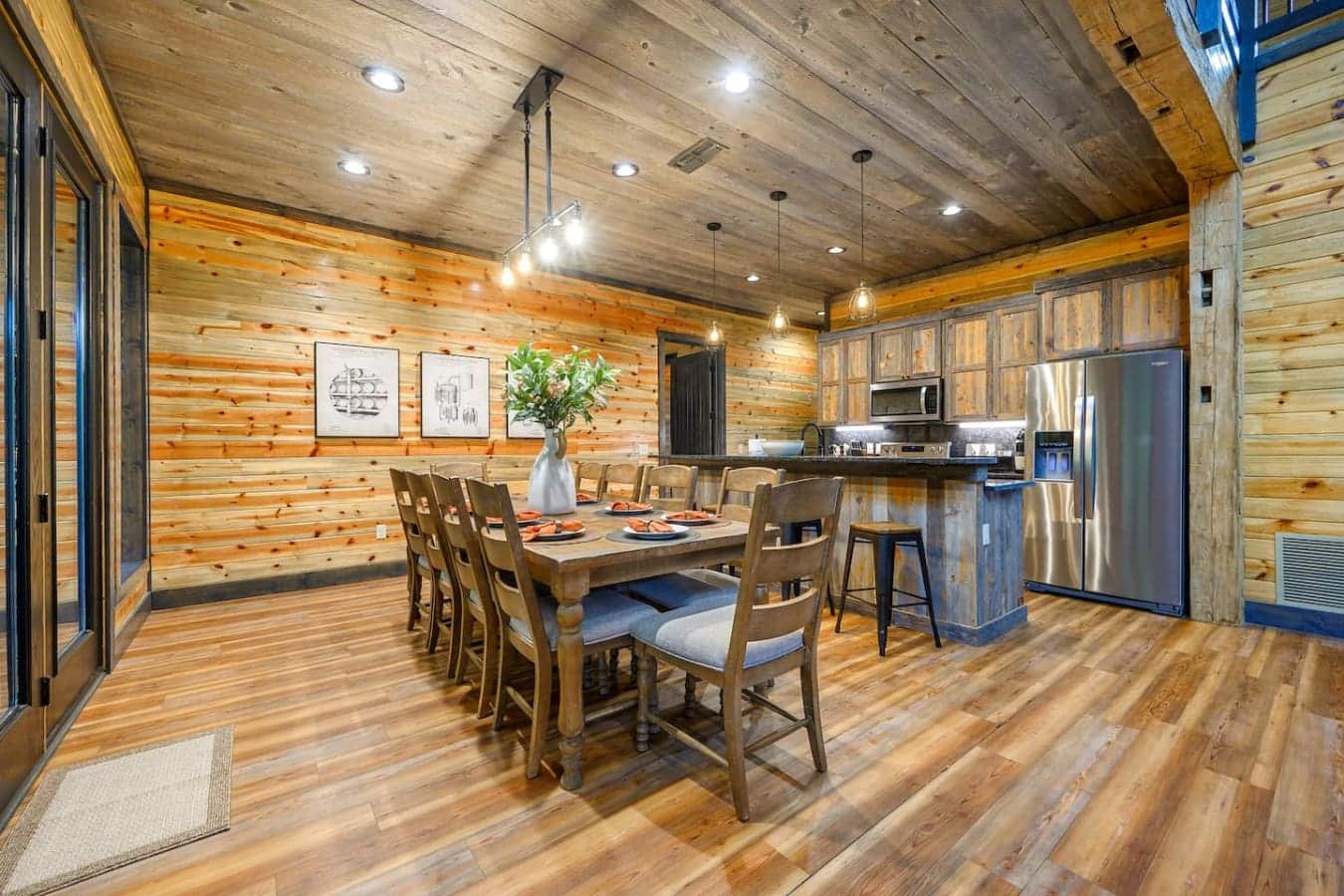 A space designed to gather, grounded in warmth and woodgrain.