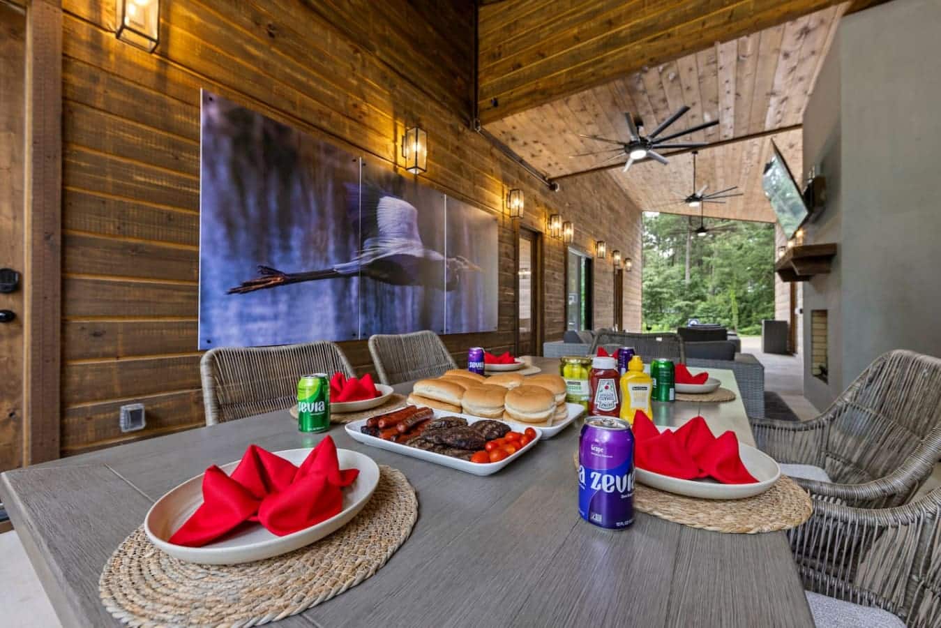 “Surrounded by nature, anchored by comfort—your indoor-outdoor dining retreat.”