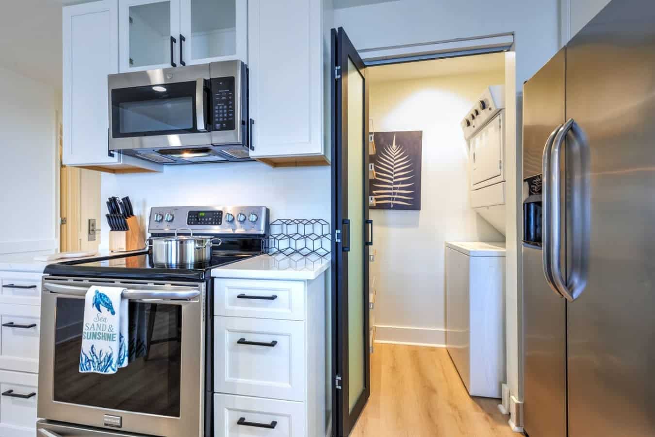 Cook up beachside meals in your full kitchen.